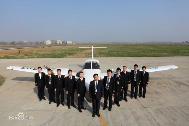 湖北蔚蓝航空学校